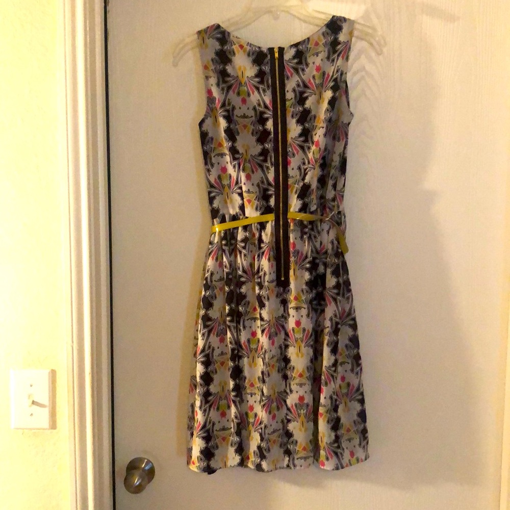 Dress - Picture 2 of 2